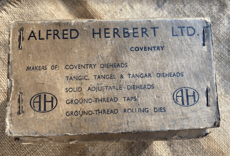 Vintage Alfred Herbert Ltd Box - Stunning - Image 5