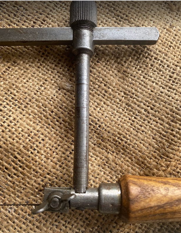 Vintage Adjustable Jeweller's Piercing Saw - Image 2