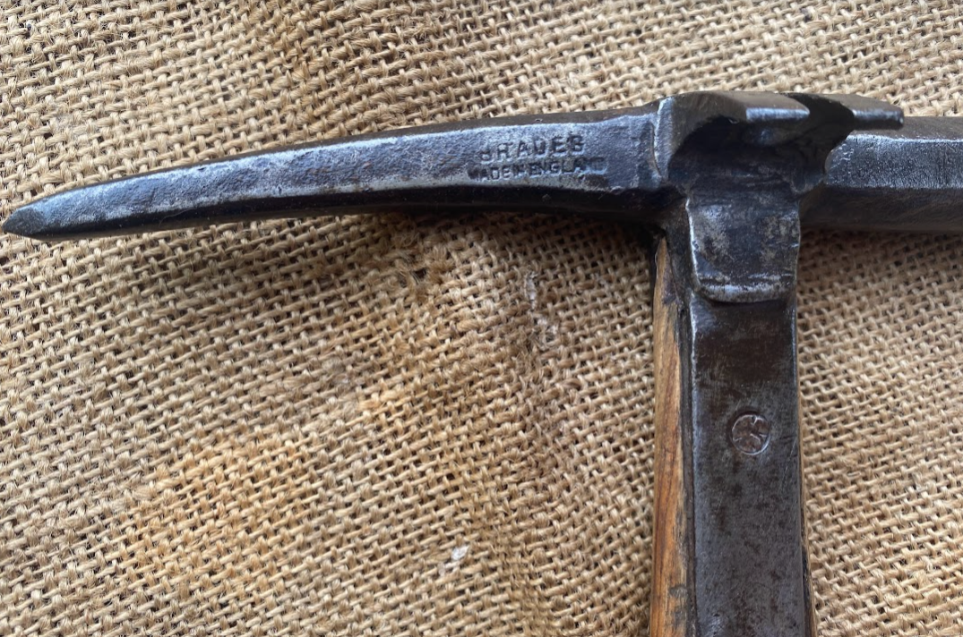 Vintage Brades Slate and Roofers Hammer - Image 4
