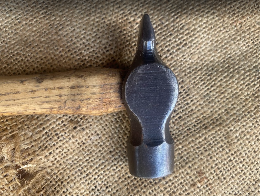 Vintage Brades Warrington-pattern cross-pein hammer broad arrow 1944