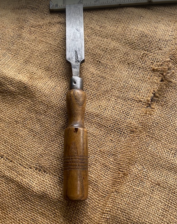 Vintage IH Sorby 1" Firmer Chisel Military Arrow - Image 4